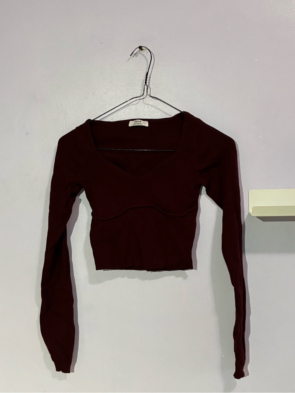 Long Sleeve V-Neck Cropped Top - Burgundy
